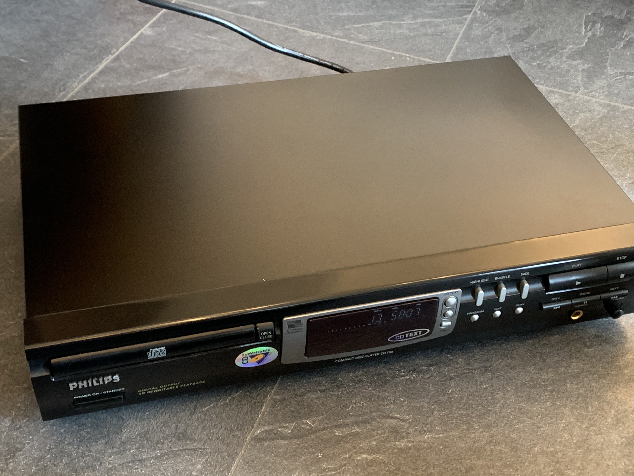 Philips CD753 after MikroLampizator installation